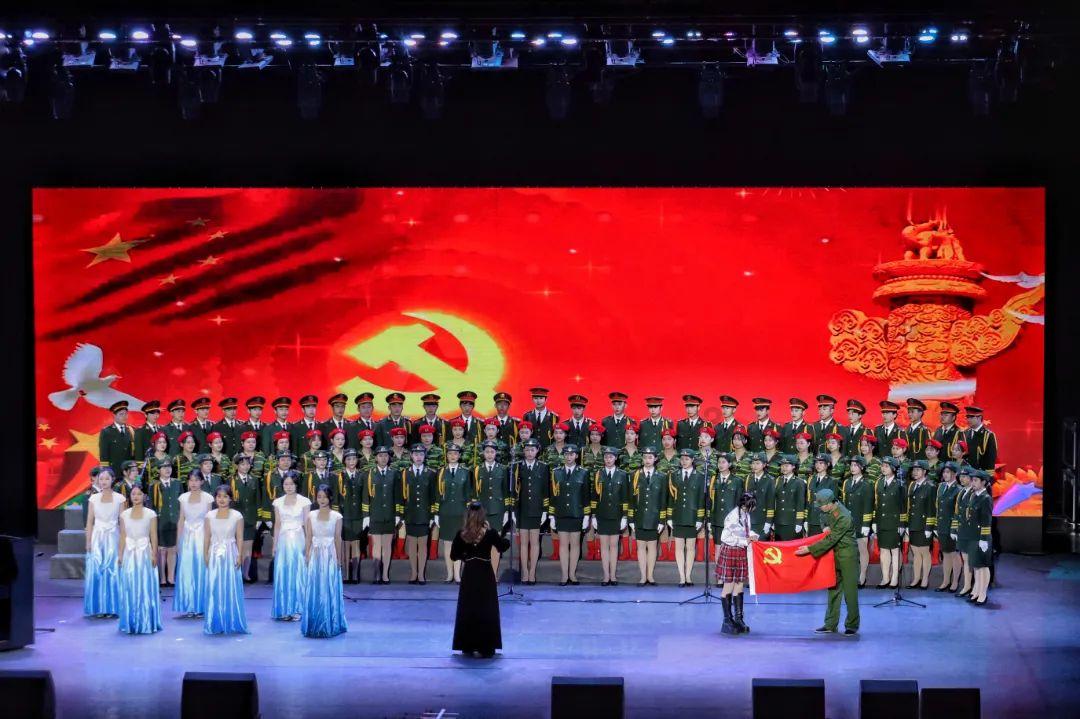 了解大叔会轻易放弃一个自己喜欢的比自己小的女人吗?的知识星球,获取独家资讯与实用知识!